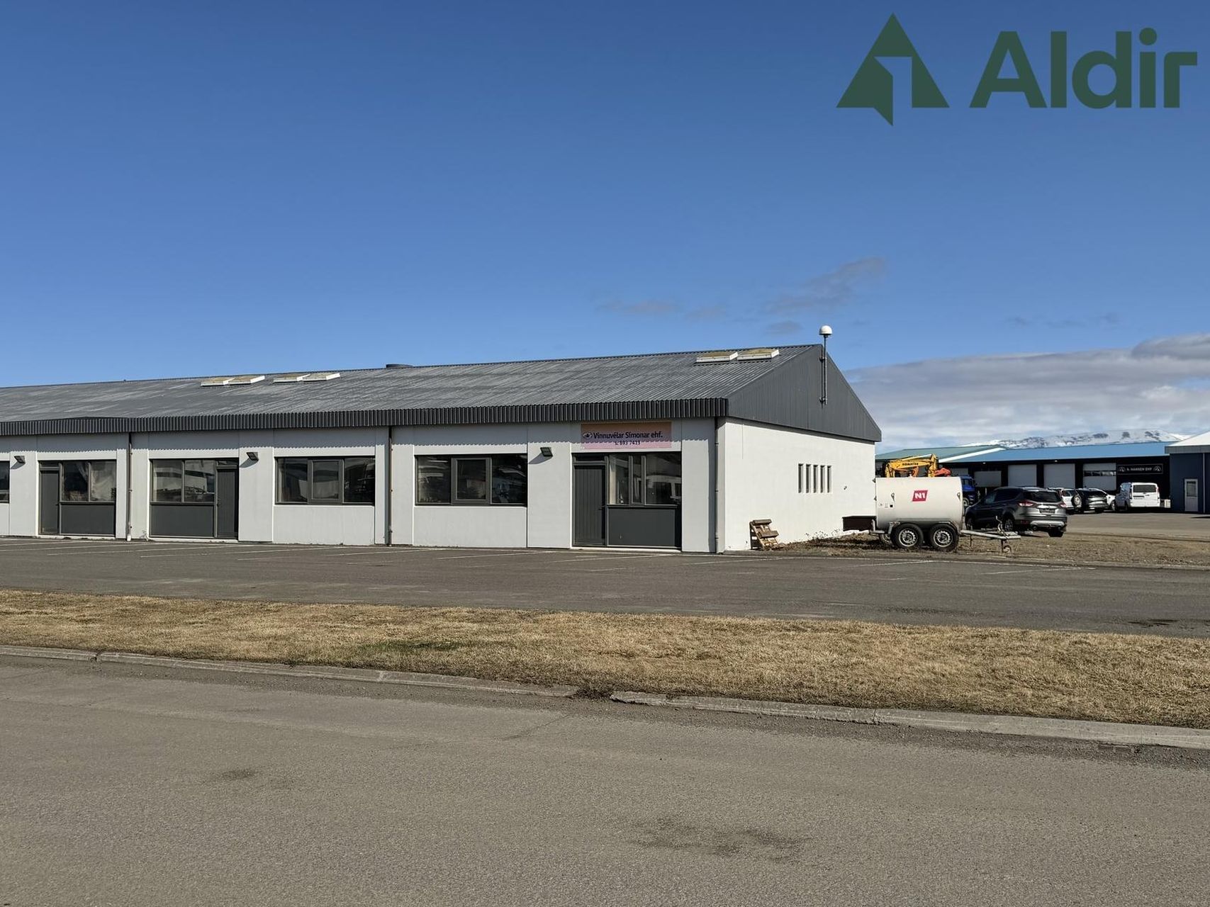 Plac, 377 m²