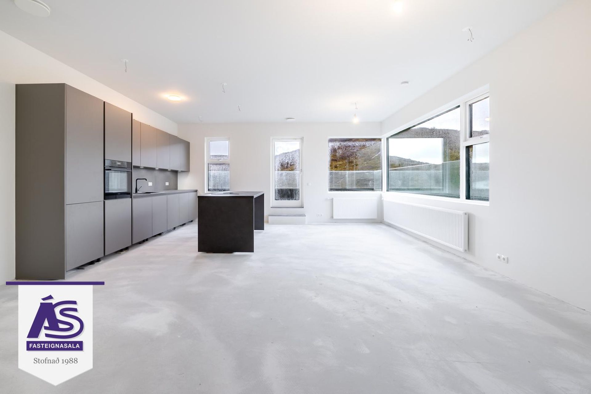 Mieszkanie 3-pokojowe, 122 m²