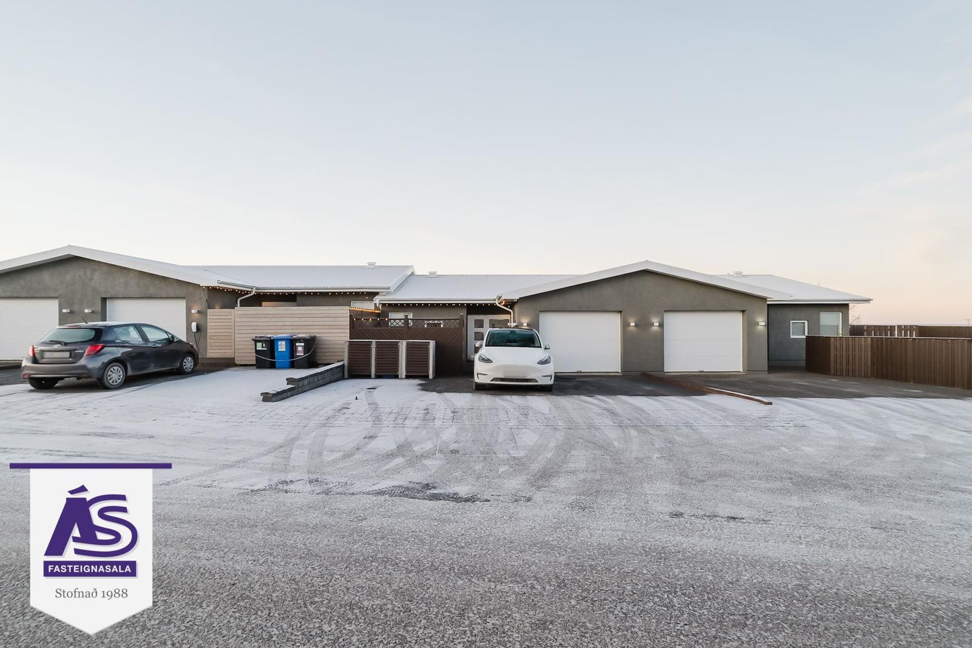 Apartment in Hafnarfjörður, Ásland - View 3