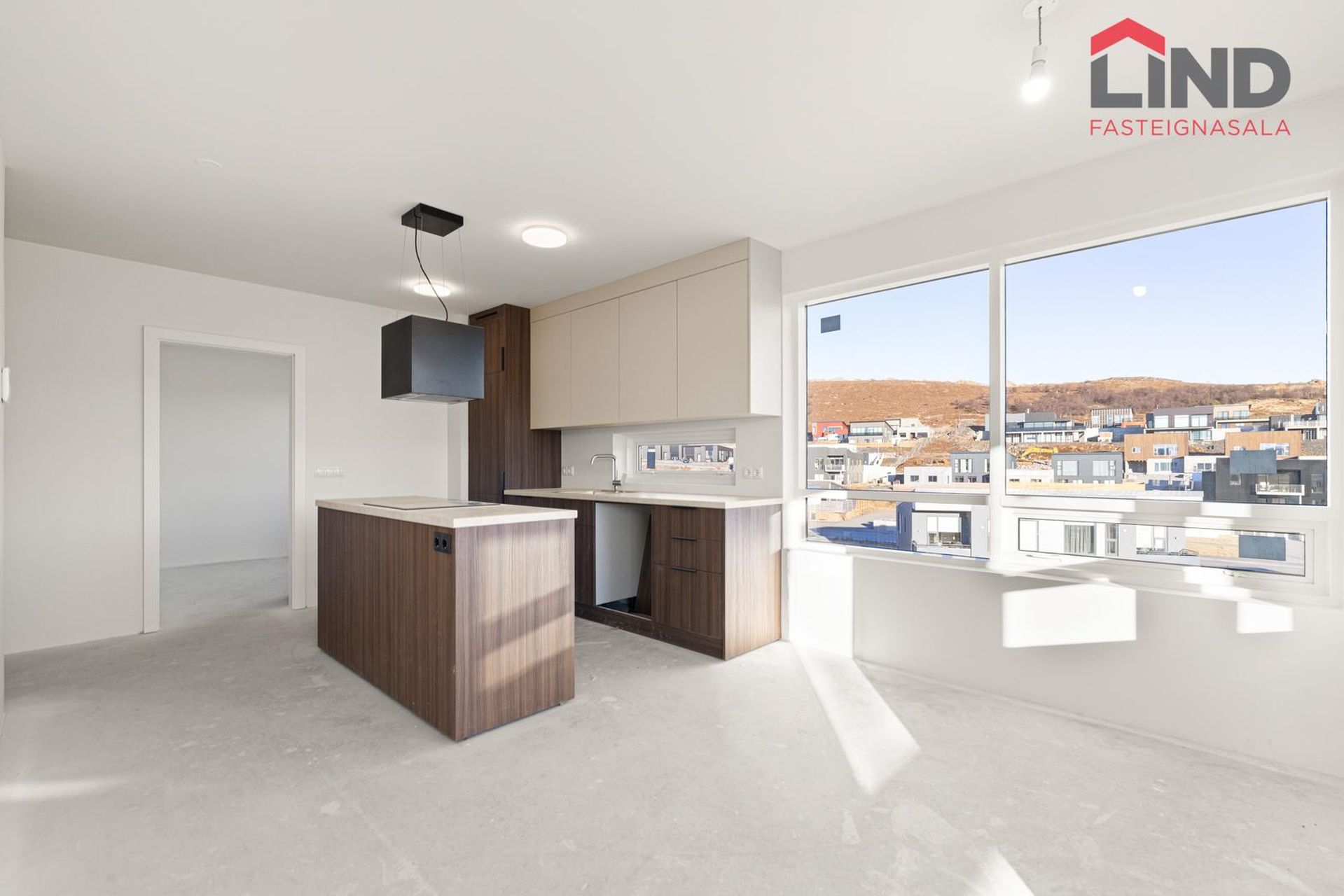 Apartment in Hafnarfjörður, Skarðshlíð - View 2