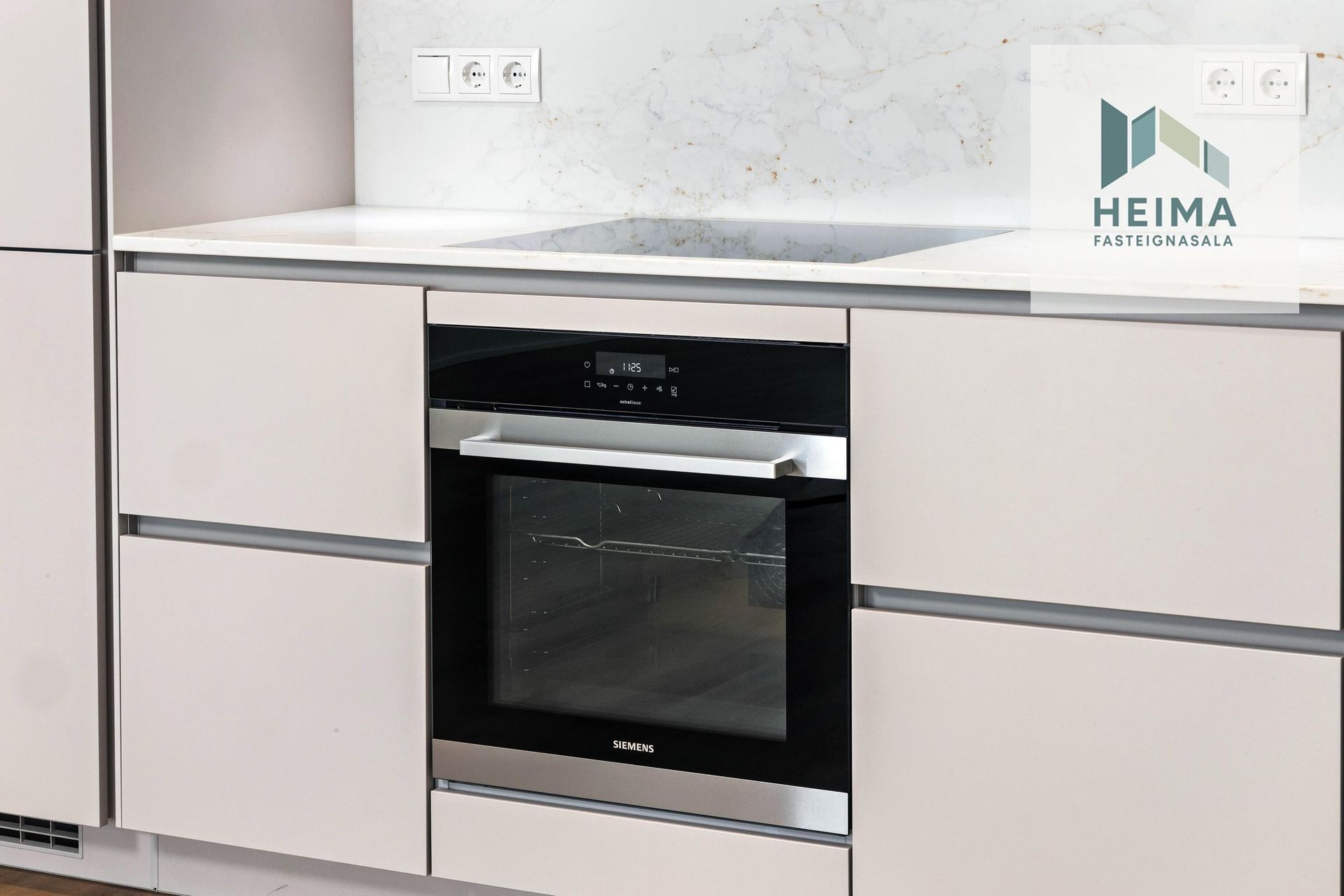 Apartment in Reykjavík, Hlíðarendi, Miðborg - View 4