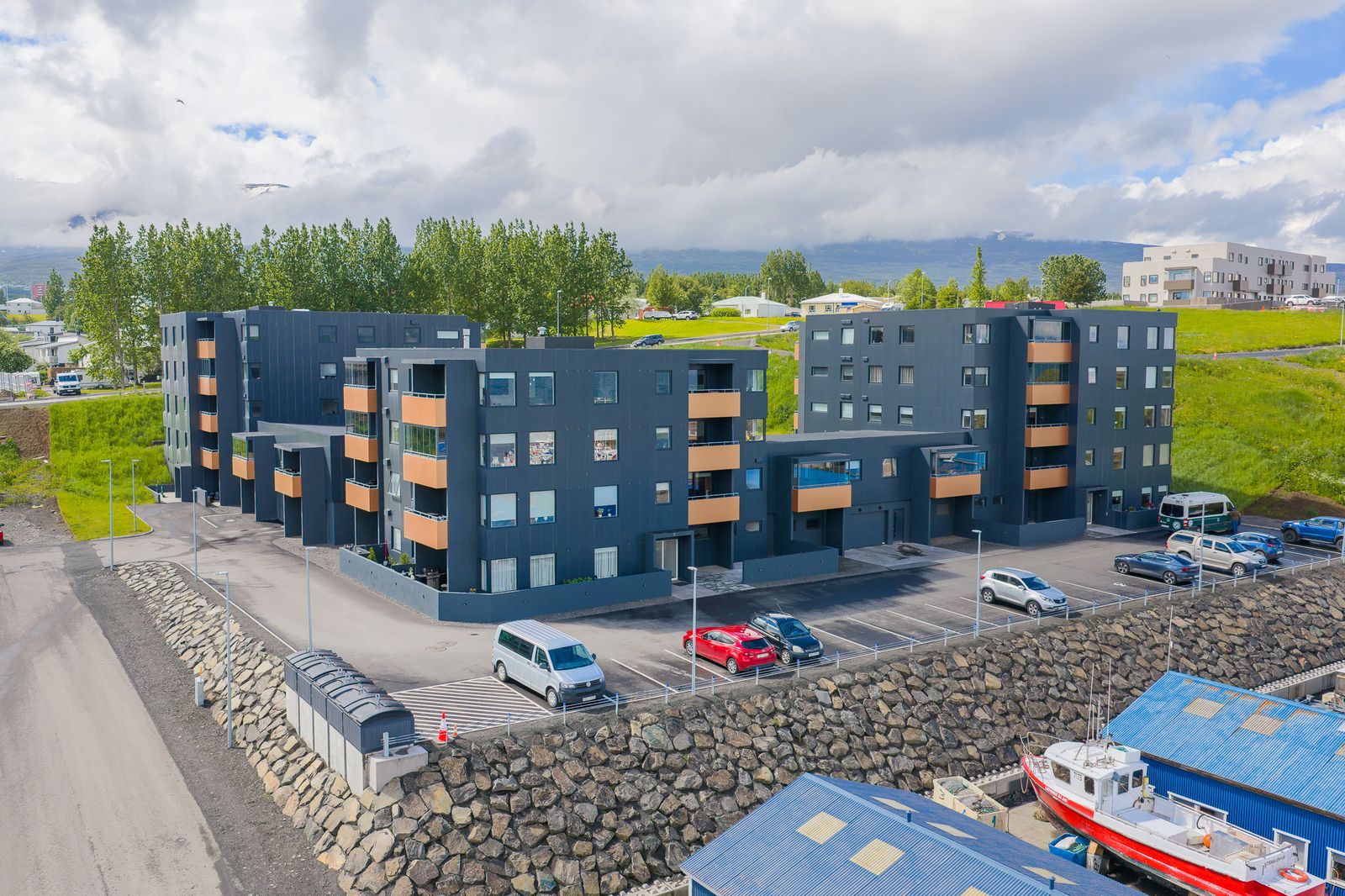 Fjölbýlishús - Dvergaholt 7 307, kr