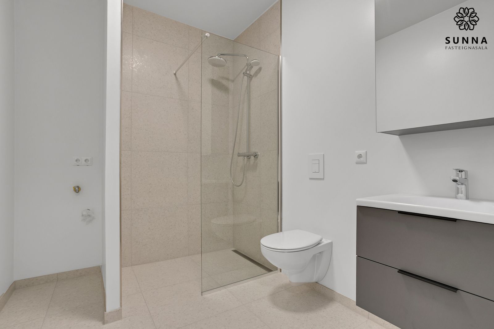 1 kambarių butas, 54 m²