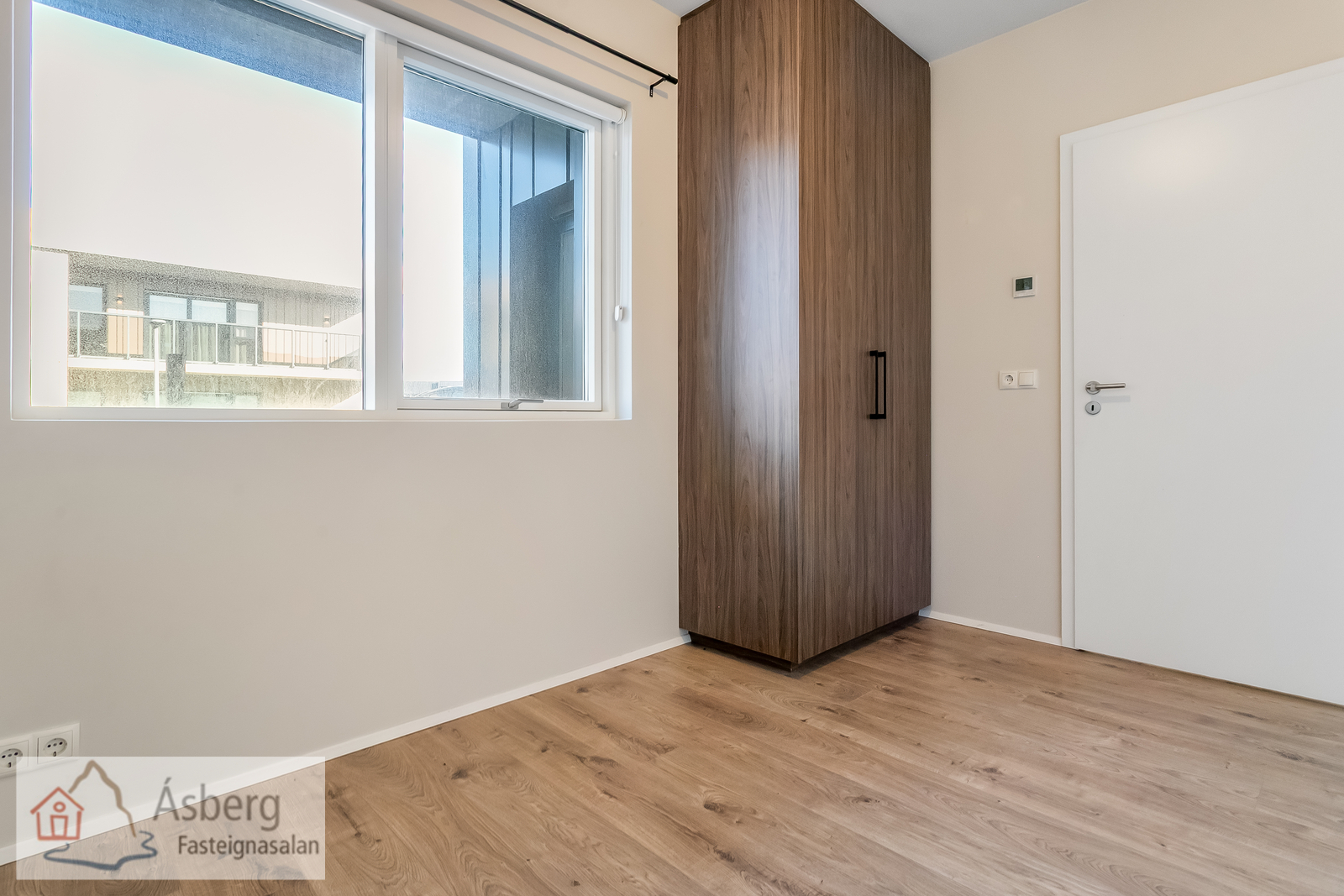 Íbúð – Reykjanesbær, Dalshverfi, Innri-Njarðvík - Meira