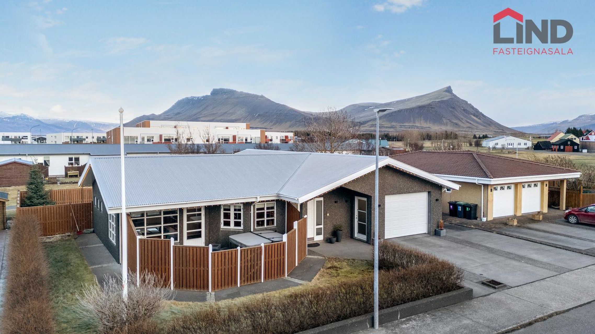 Fjölbýlishús - Steinsstaðaflöt 13, kr