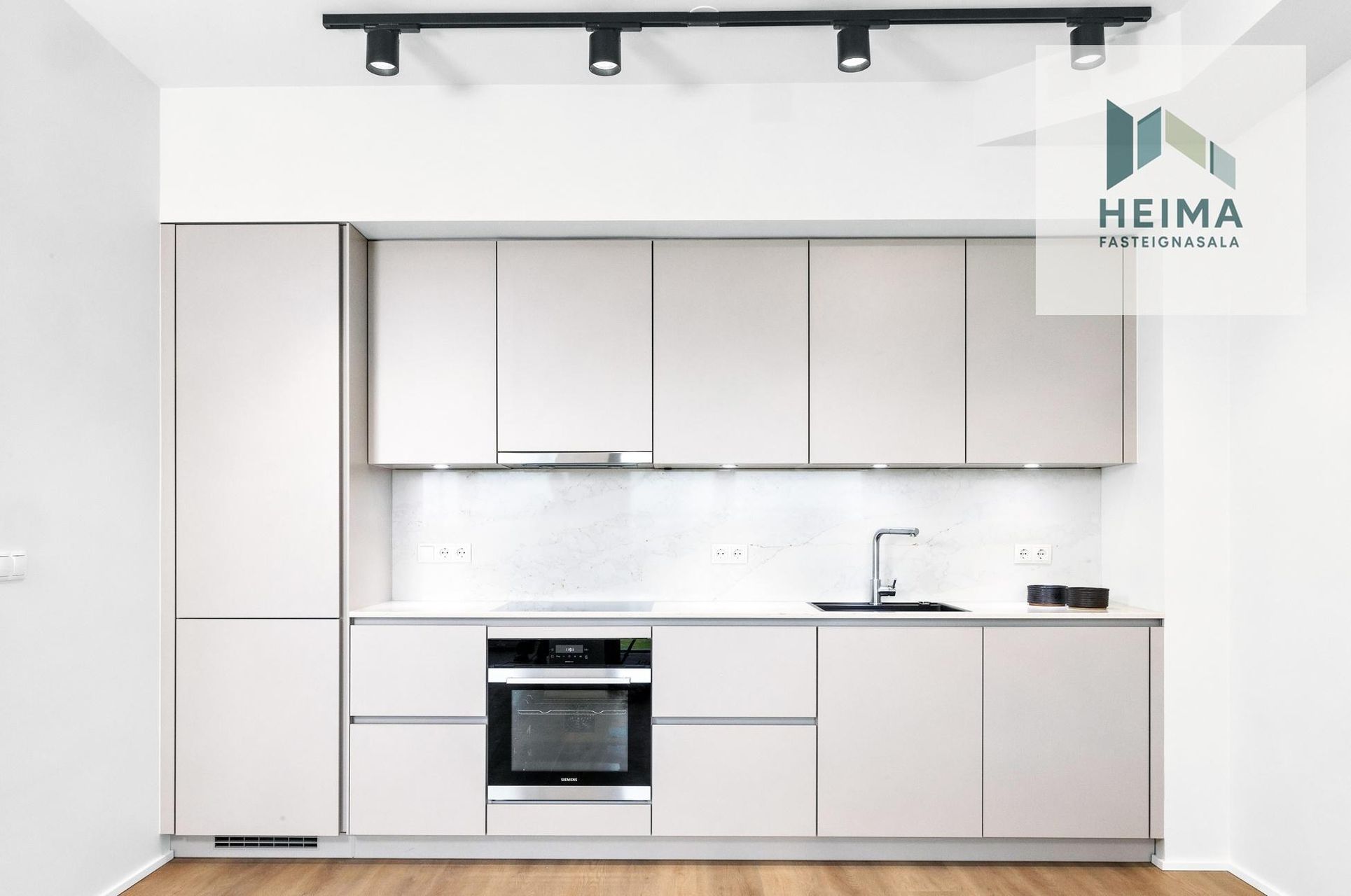 Apartment in Reykjavík, Hlíðarendi, Miðborg - View 3