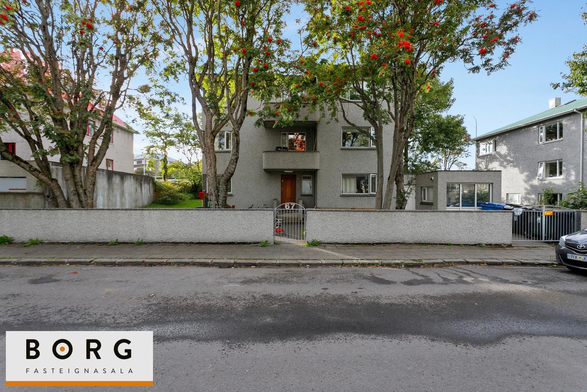 Apartament me 14 dhoma, 372 m²