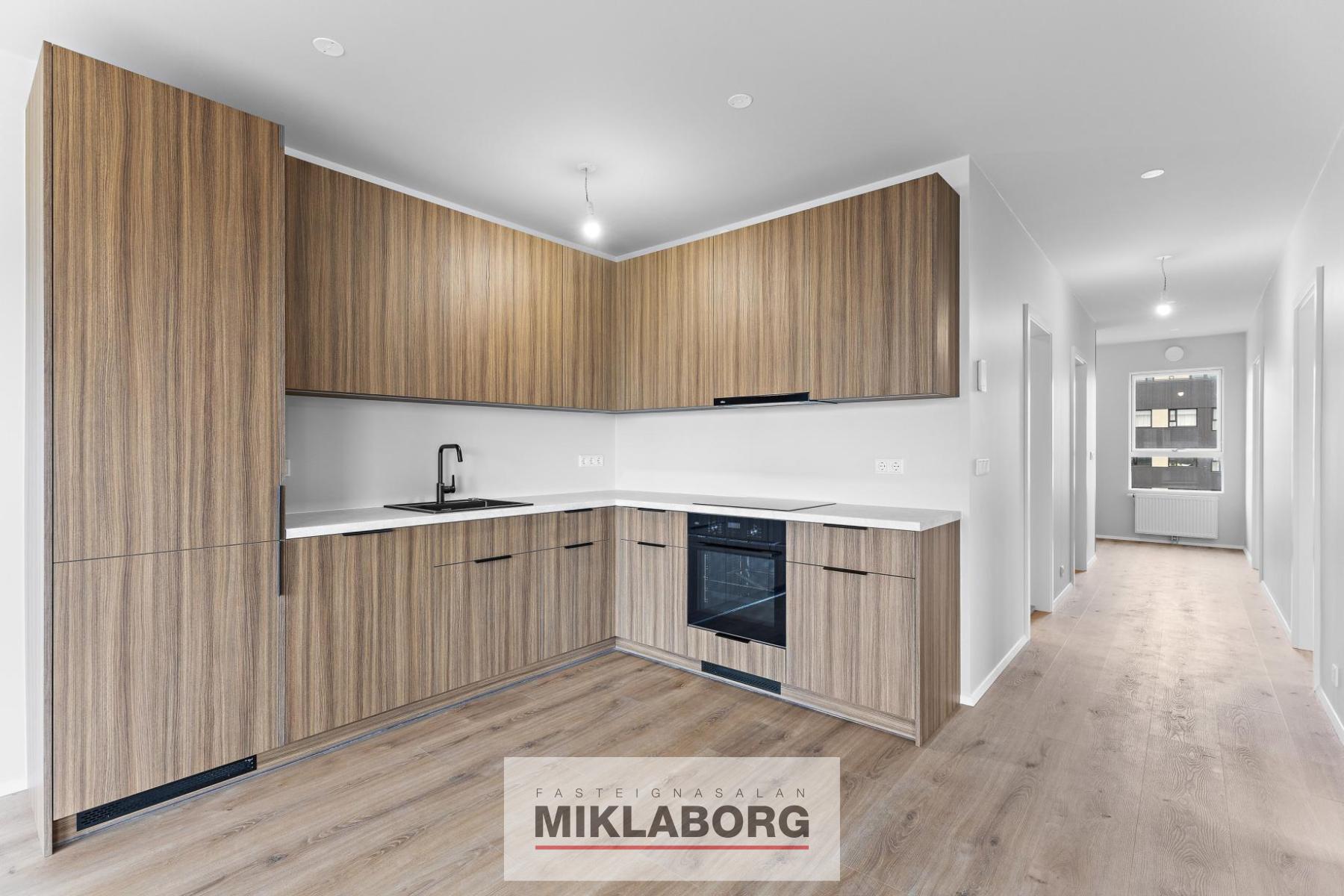 Pis de 3 habitacions, 106 m²
