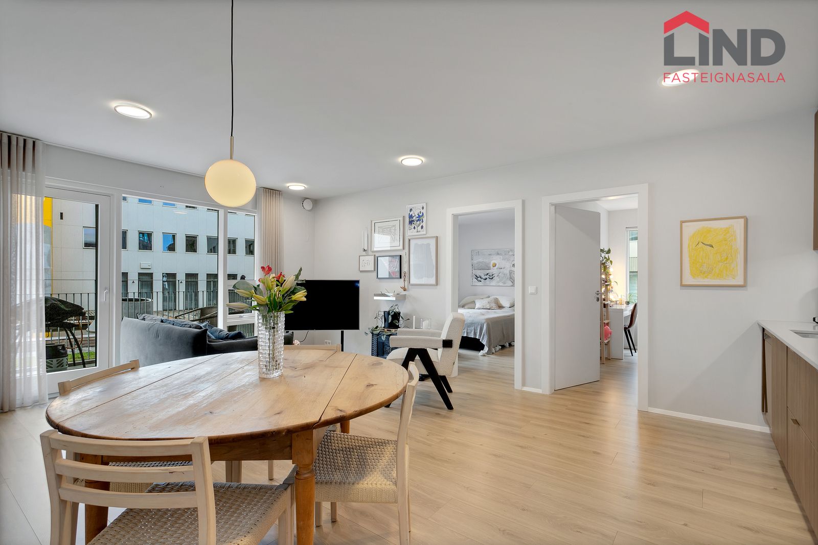 Apartament 4 camere, 84 m²